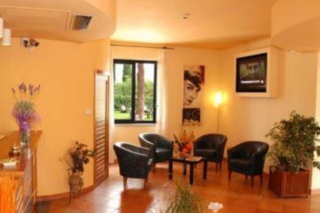 Hotel Marzia Scandicci Bagian luar foto