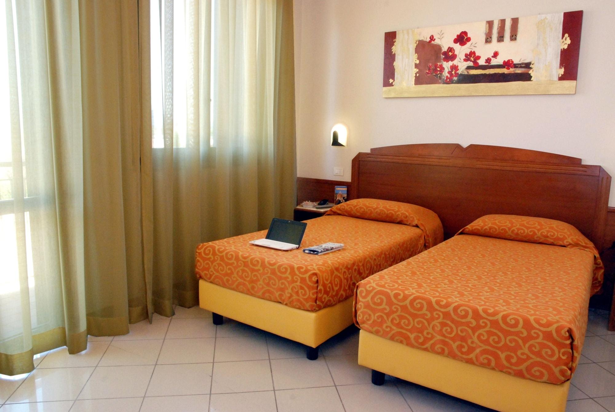 Hotel Marzia Scandicci Bagian luar foto