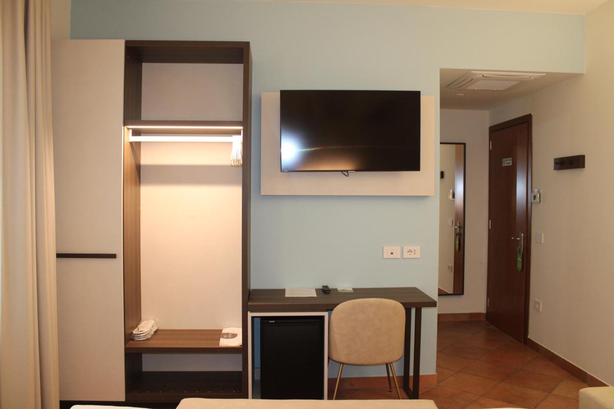 Hotel Marzia Scandicci Bagian luar foto