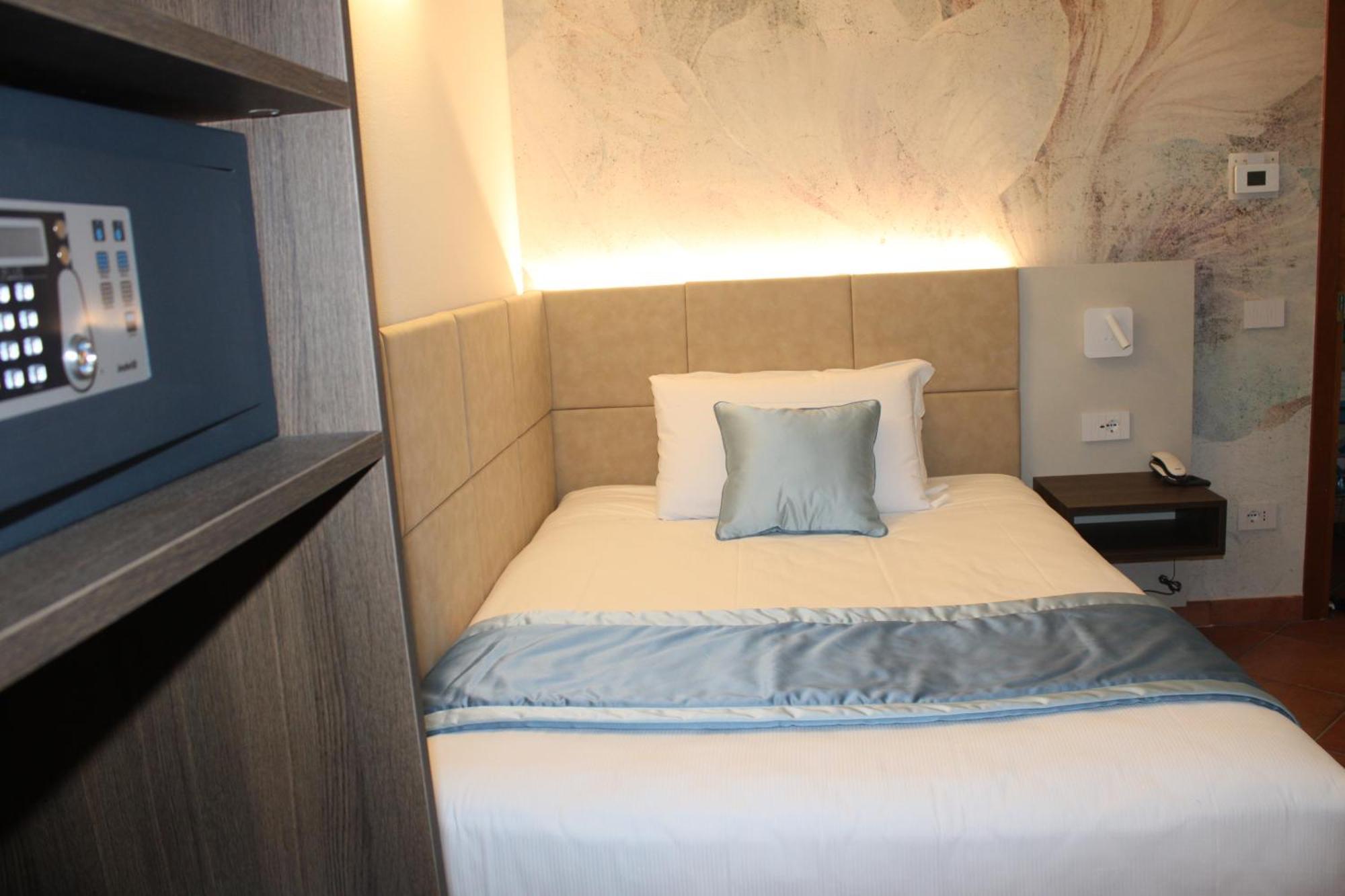 Hotel Marzia Scandicci Bagian luar foto